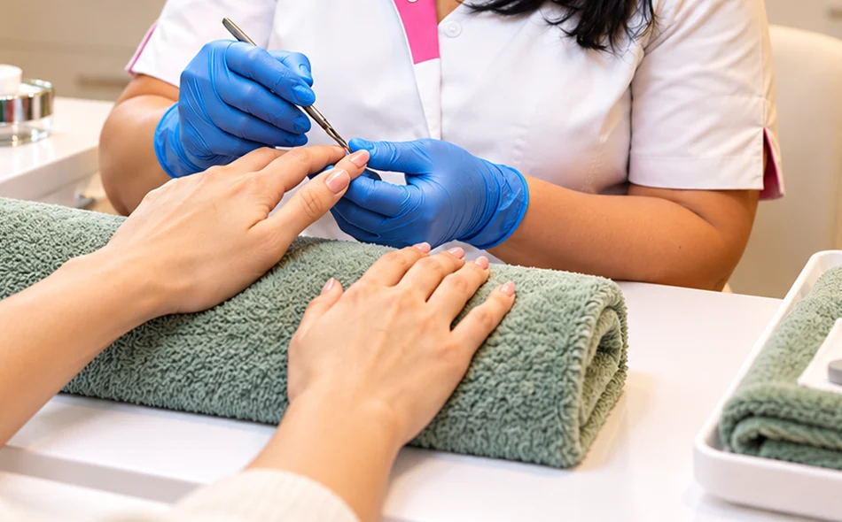 Verzorging van handen en nagels, detailopname